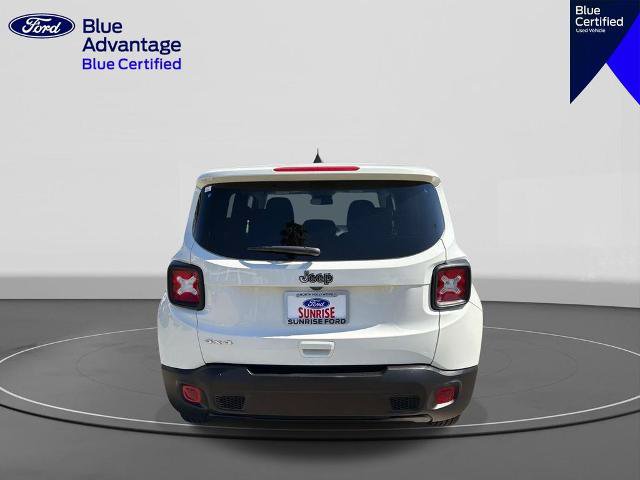 Used 2023 Jeep Renegade Latitude AWD/4WD image 6