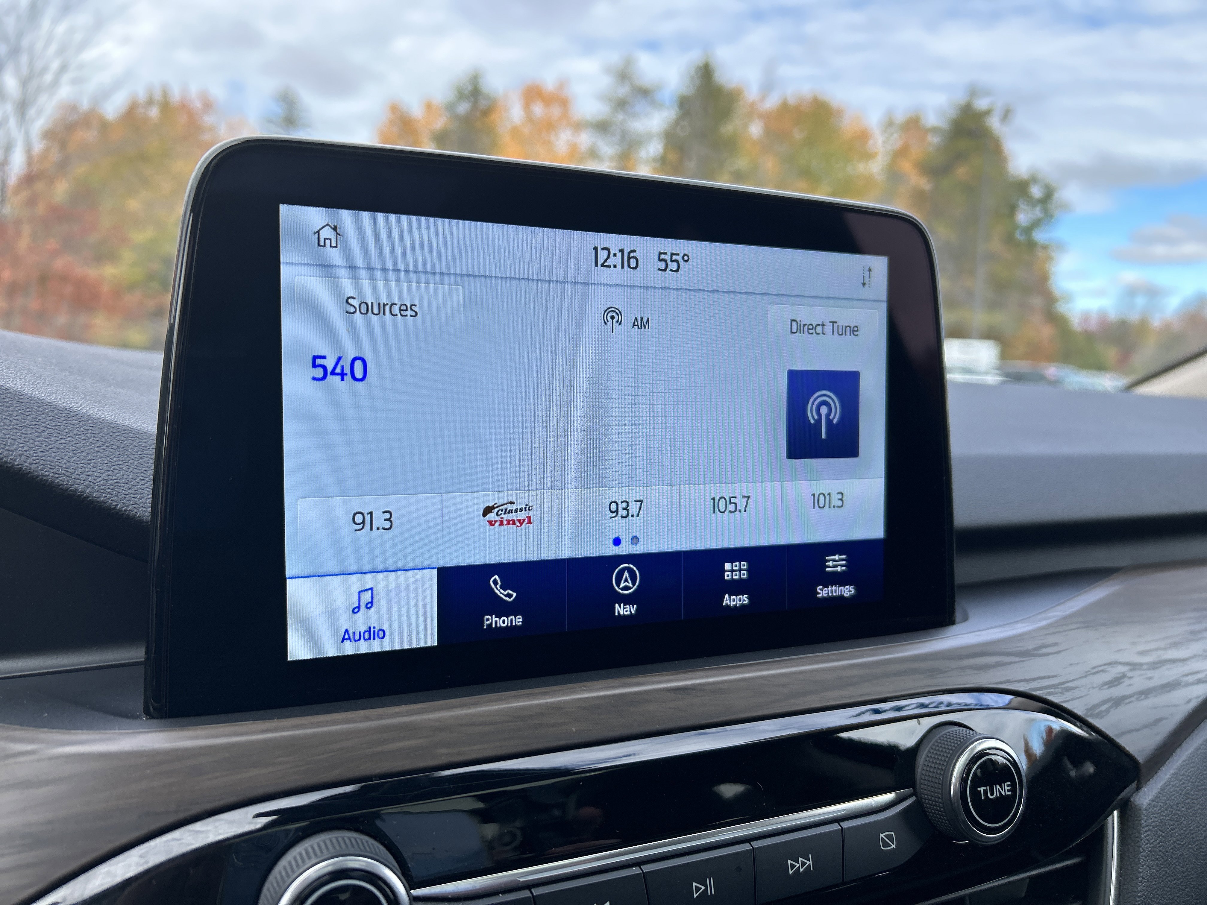 Certified 2020 Ford Escape Titanium image 24