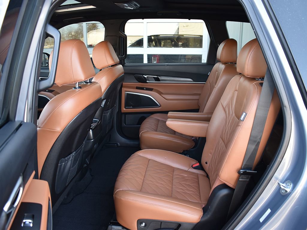 Used 2024 Kia Telluride SX X-Line AWD/4WD image 6