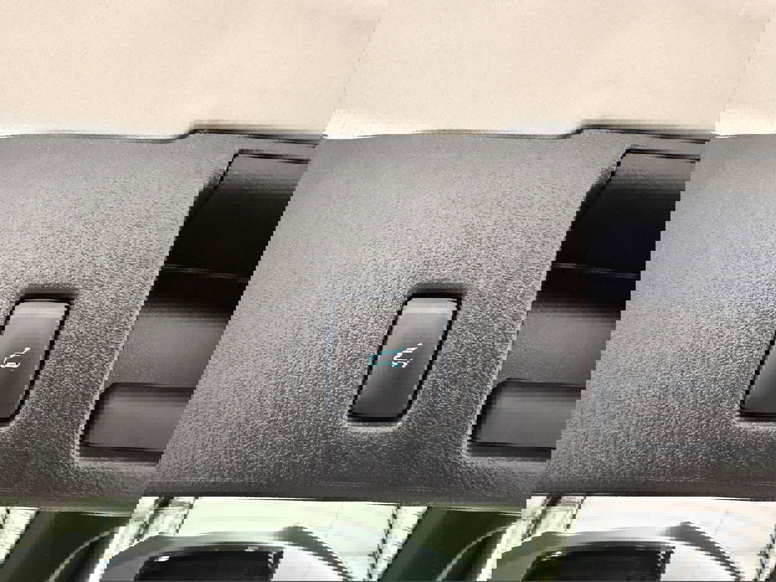 Certified 2023 Ford Escape ST-Line w/ Tech Pack #1 image 31