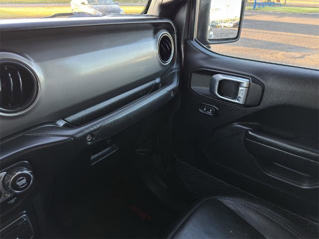 Used 2021 Jeep Gladiator Sport image 28