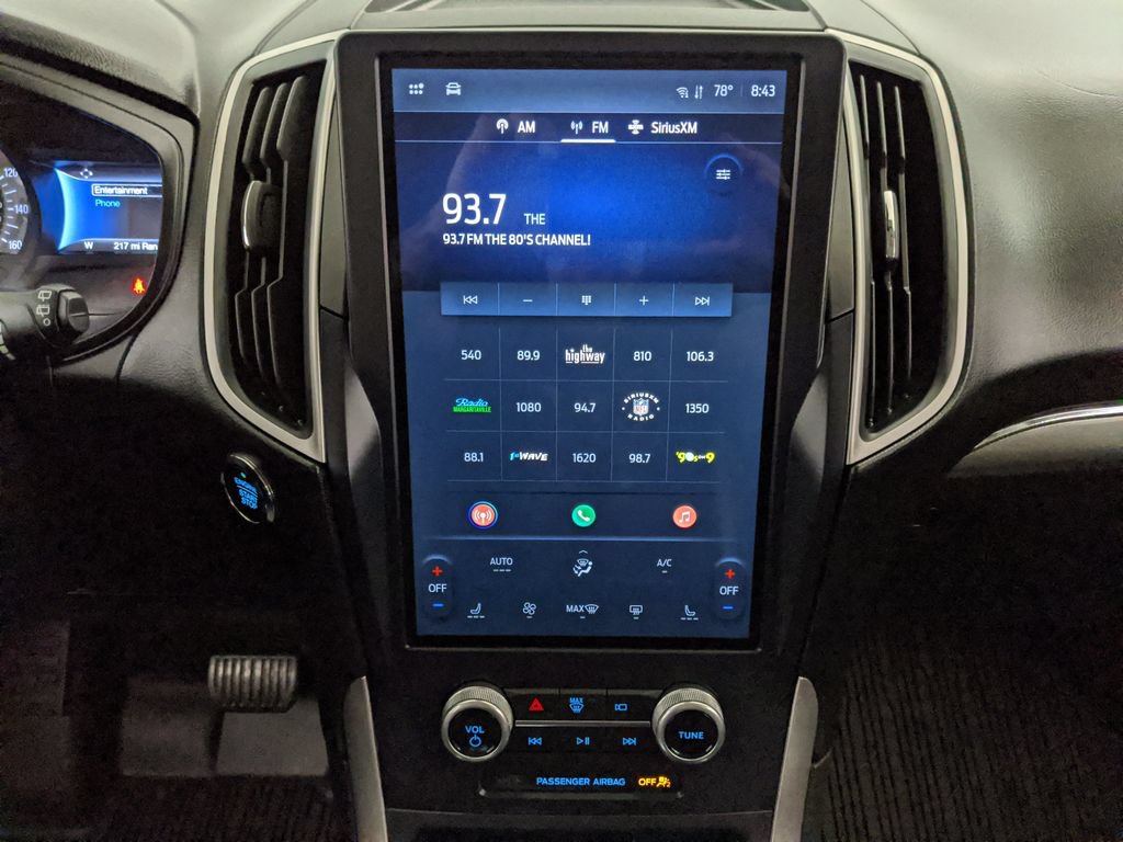 Certified 2022 Ford Edge SEL w/ Sport Appearance Package AWD/4WD image 8