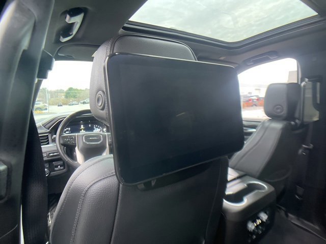Used 2023 GMC Yukon Denali w/ Denali Reserve Package image 37