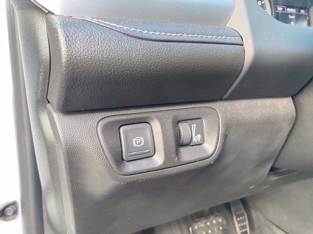 Used 2019 GMC Acadia SLE FWD image 16