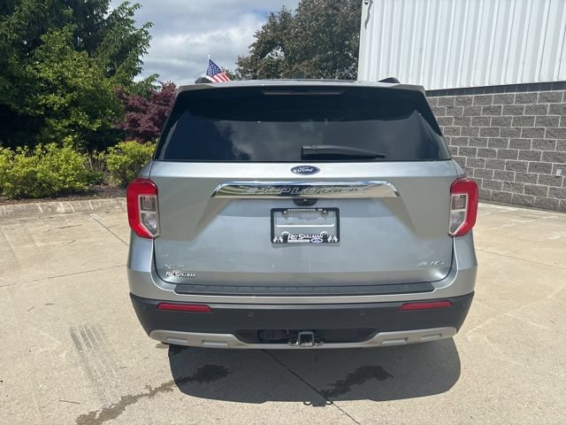 Certified 2024 Ford Explorer XLT w/ Equipment Group 202A AWD/4WD image 7