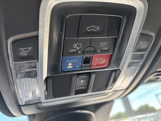 Used 2022 RAM 3500 Laramie AWD/4WD image 29