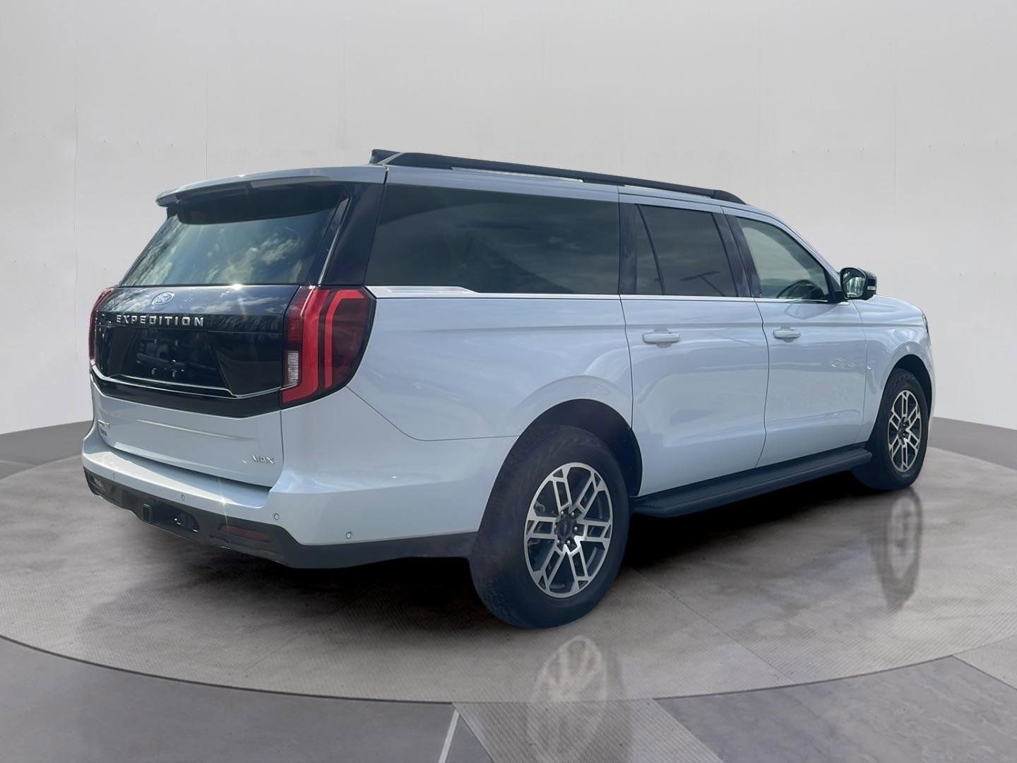 Certified 2025 Ford Expedition Max Active AWD/4WD image 6
