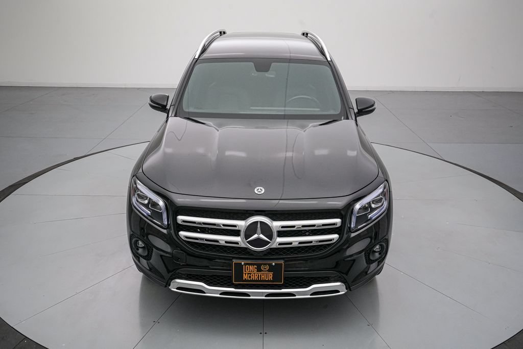 Used 2022 Mercedes-Benz GLB 250 w/ Premium Package Lite image 9