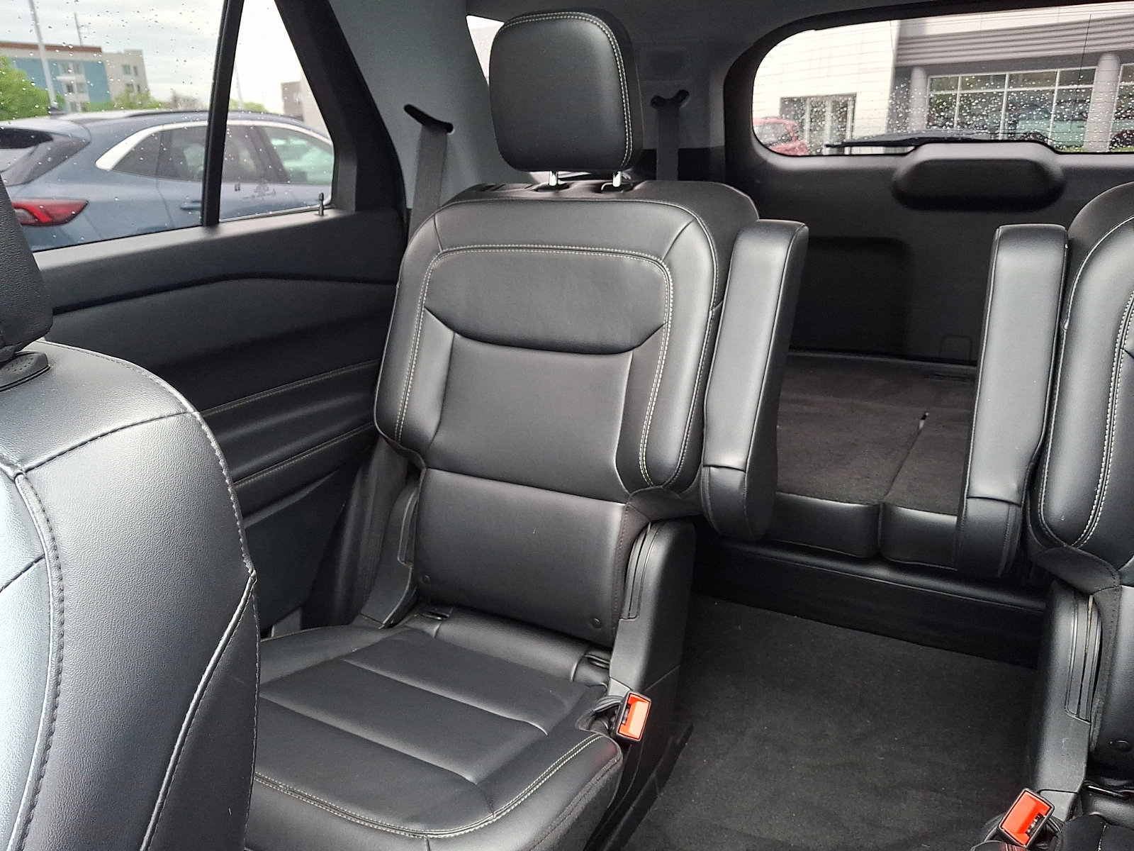 Certified 2023 Ford Explorer XLT w/ Equipment Group 202A image 17