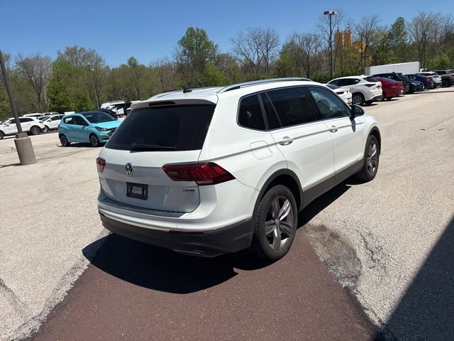 Used 2021 Volkswagen Tiguan SEL AWD/4WD image 31