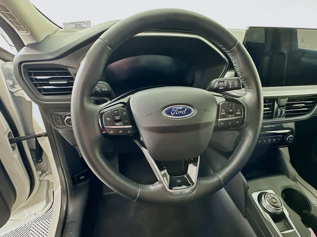 Certified 2024 Ford Escape Platinum AWD/4WD image 16