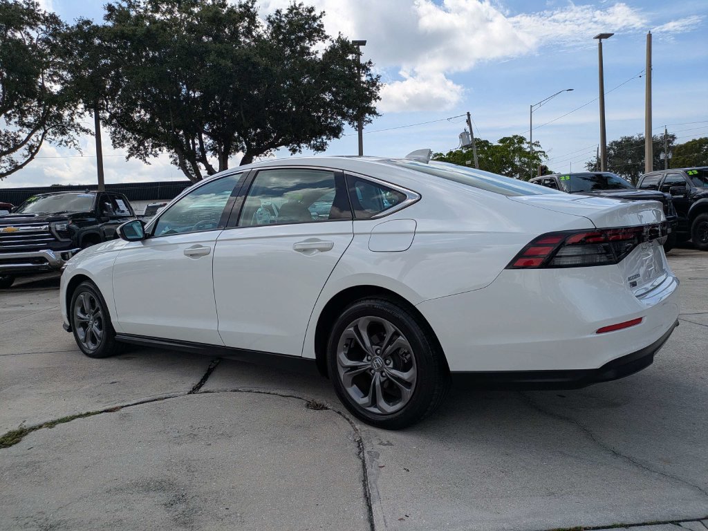 Used 2024 Honda Accord EX image 6