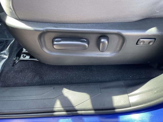 Used 2023 Toyota Tacoma SR5 w/ Technology Package AWD/4WD image 12