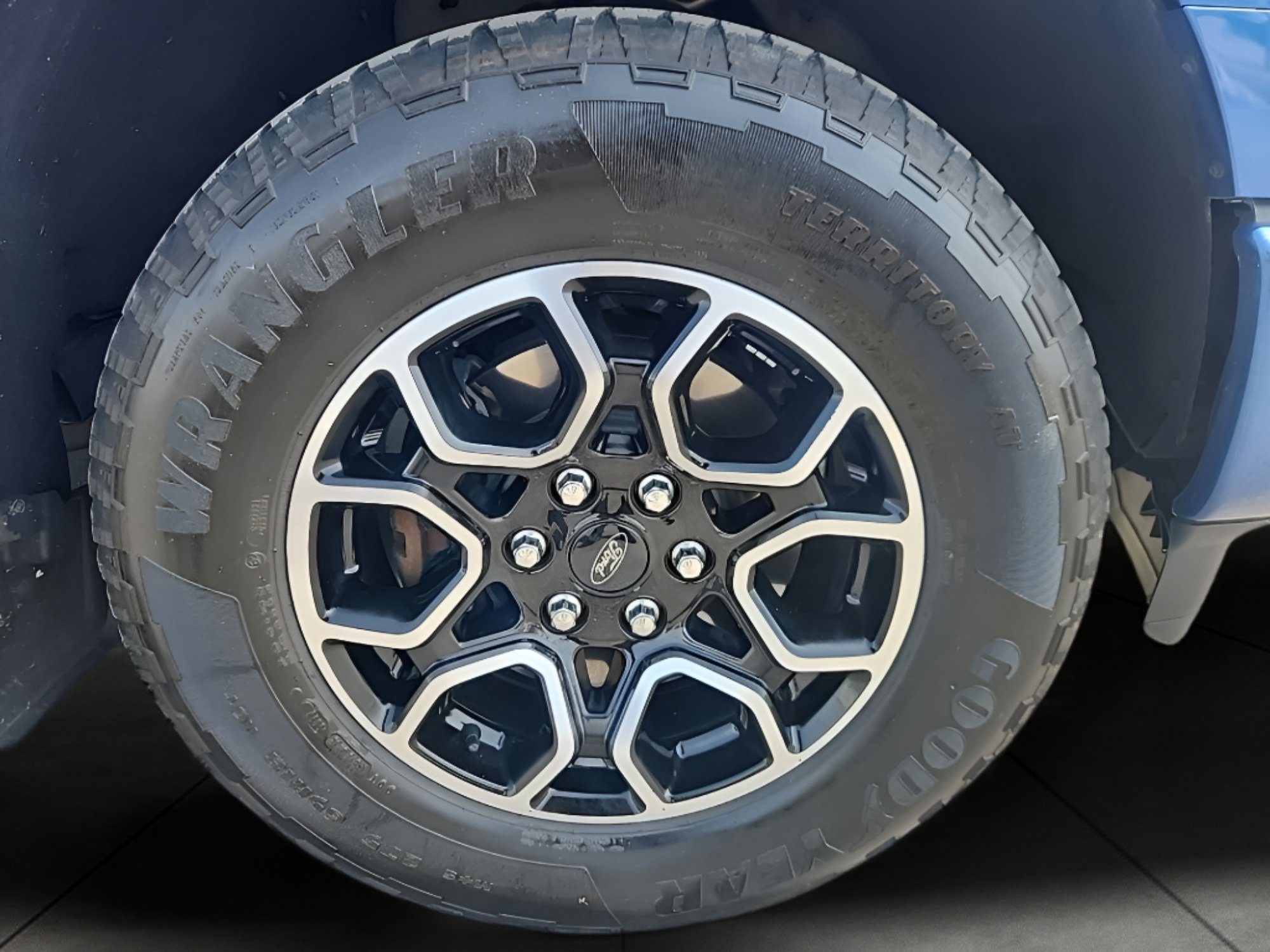 Certified 2022 Ford F150 XLT w/ Equipment Group 302A High image 5