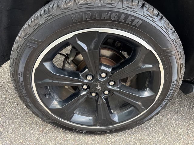 Certified 2022 Ford Expedition Max Limited w/ Equipment Group 303A AWD/4WD image 12