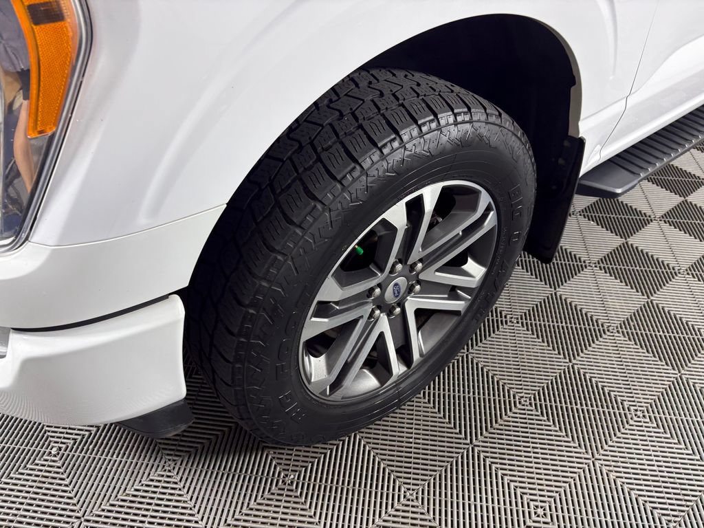 Certified 2021 Ford F150 XL w/ STX Appearance Package AWD/4WD image 10