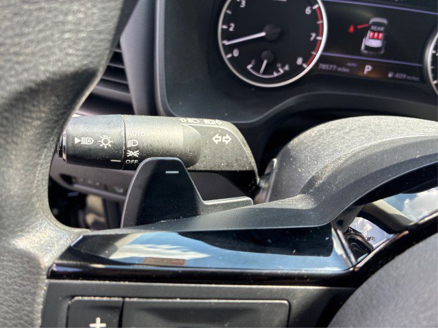 Used 2023 Nissan Rogue SV AWD/4WD image 15