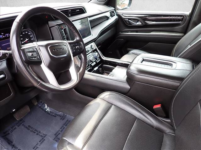 Used 2021 GMC Yukon Denali w/ Denali Premium Package AWD/4WD image 15