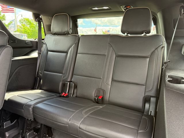 Used 2021 GMC Yukon SLT w/ SLT Luxury Plus Package AWD/4WD image 10