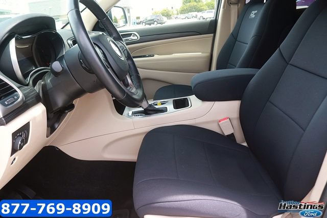 Used 2022 Jeep Grand Cherokee Laredo E w/ Security & Convenience Group AWD/4WD image 13
