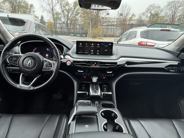 Used 2023 Acura MDX SH-AWD w/ Technology Package image 9