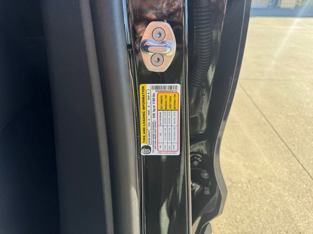 Certified 2025 Ford Explorer ST-Line image 43