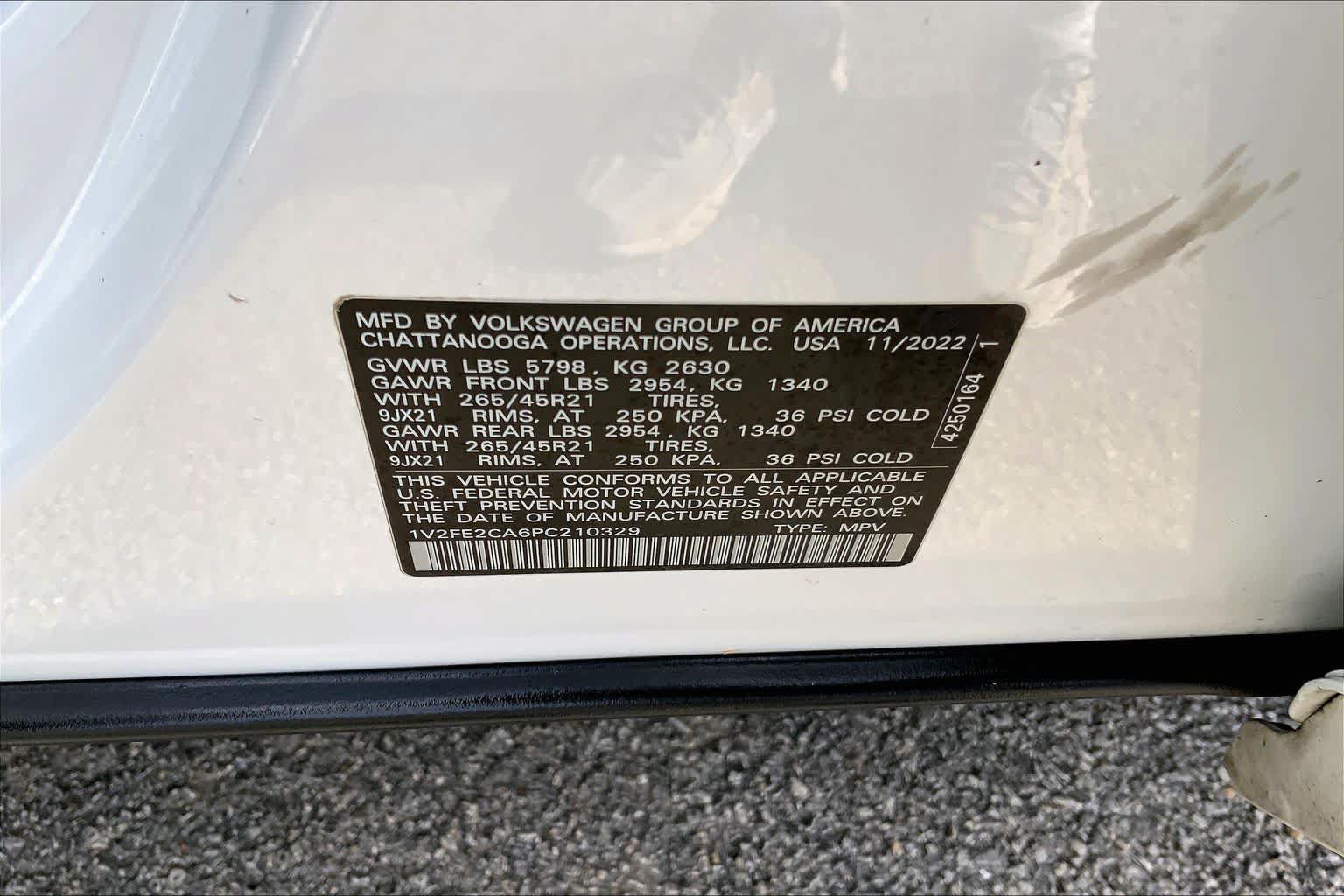 Used 2023 Volkswagen Atlas Cross Sport SEL Premium R-Line AWD/4WD image 34