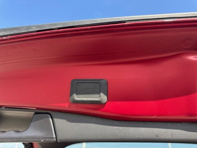 Used 2025 Toyota RAV4 Limited w/ Weather Package image 30