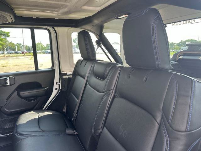 Used 2024 Jeep Wrangler Unlimited Rubicon AWD/4WD image 25