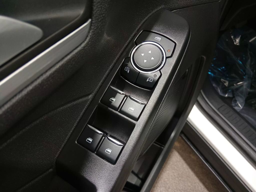 Certified 2023 Ford Escape Platinum image 28