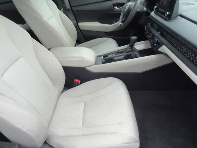 Used 2023 Honda Accord LX image 12