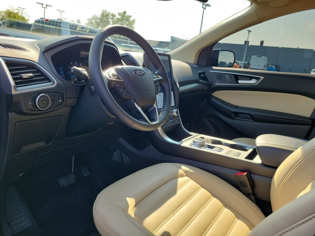 Certified 2024 Ford Edge SEL w/ Convenience Package AWD/4WD image 21