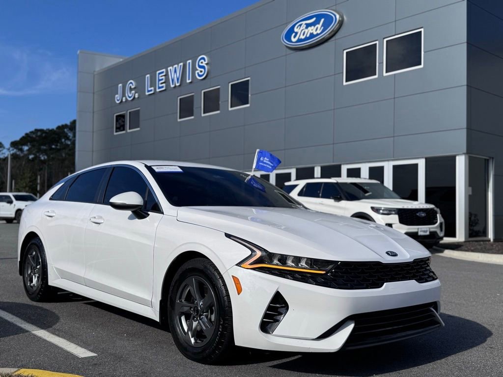 Used 2021 Kia K5 LXS image 1