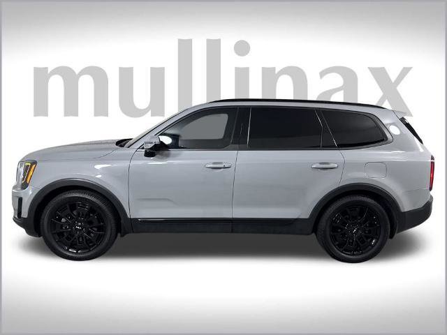 Used 2022 Kia Telluride SX w/ SX Prestige Package image 2