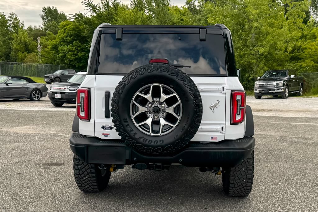 Certified 2025 Ford Bronco Badlands AWD/4WD image 4