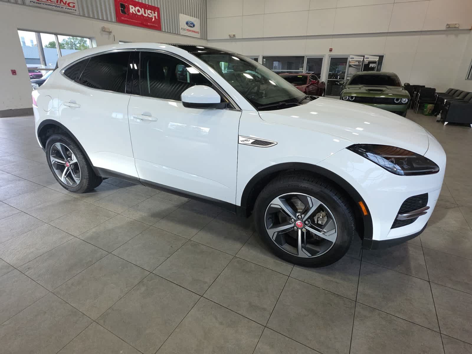 Used 2022 Jaguar E-PACE SE AWD/4WD image 4