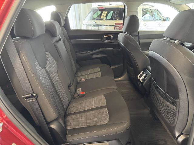 Used 2022 Kia Sorento LX image 23