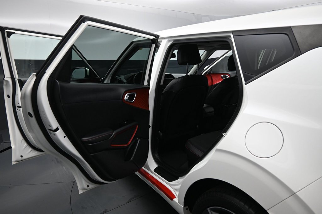 Used 2021 Kia Soul Turbo FWD image 19