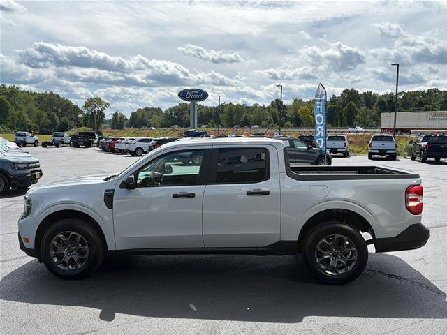 Certified 2025 Ford Maverick XLT w/ Equipment Group 301A AWD/4WD image 4