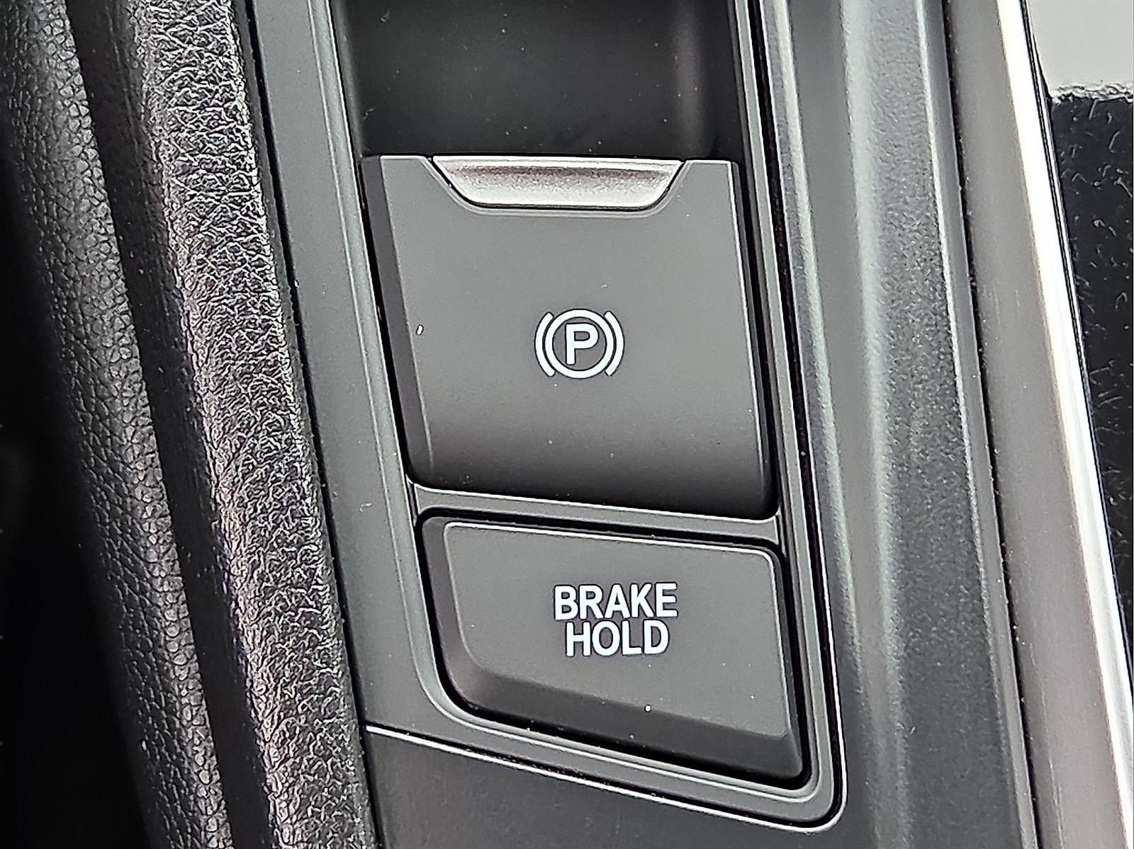 Used 2020 Honda CR-V LX image 16