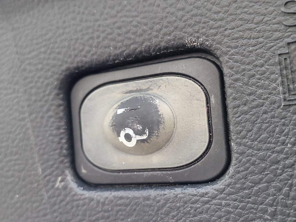 Certified 2019 Ford Edge SEL w/ Equipment Group 201A image 9