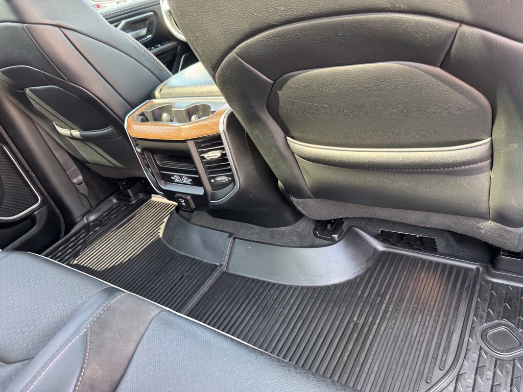 Used 2021 RAM 1500 Laramie AWD/4WD image 19