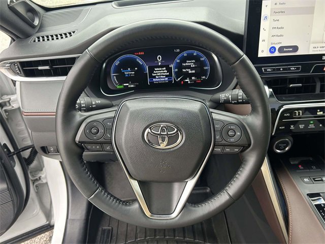 Used 2024 Toyota Venza Limited image 17