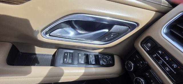 Used 2024 Chevrolet Suburban Premier AWD/4WD image 14