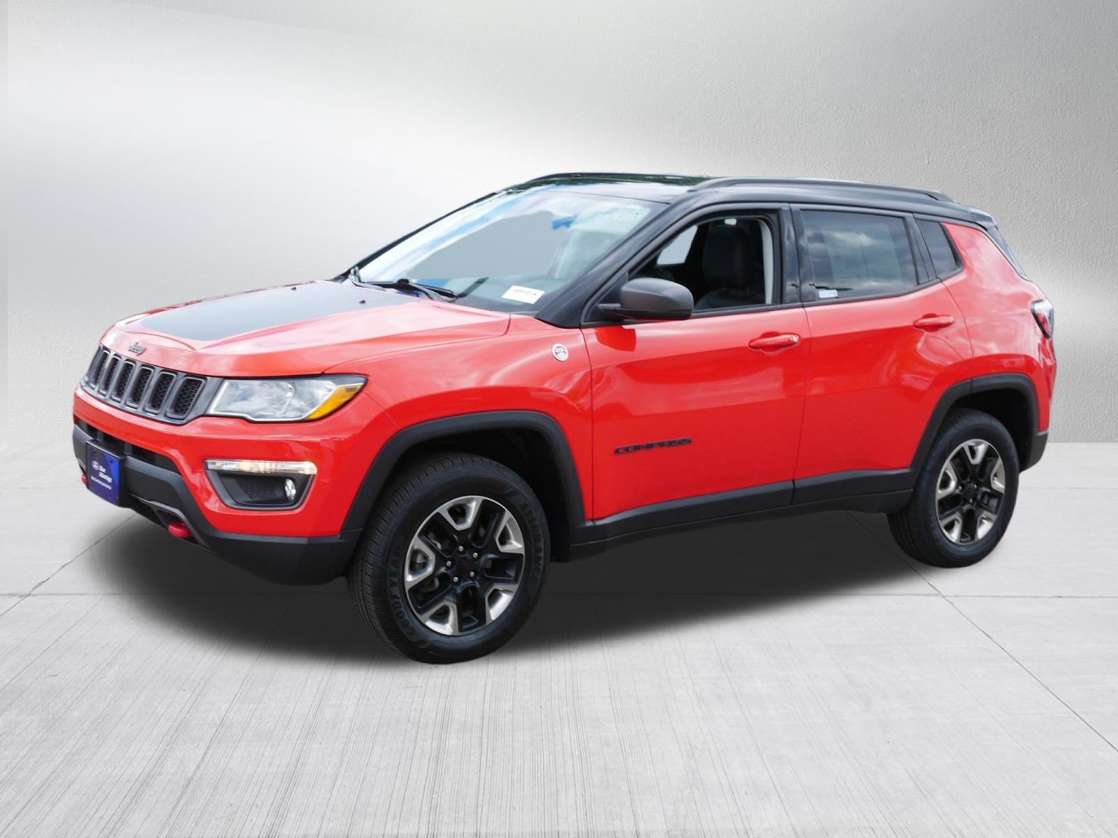 Used 2018 Jeep Compass Trailhawk w/ Navigation Group AWD/4WD image 3