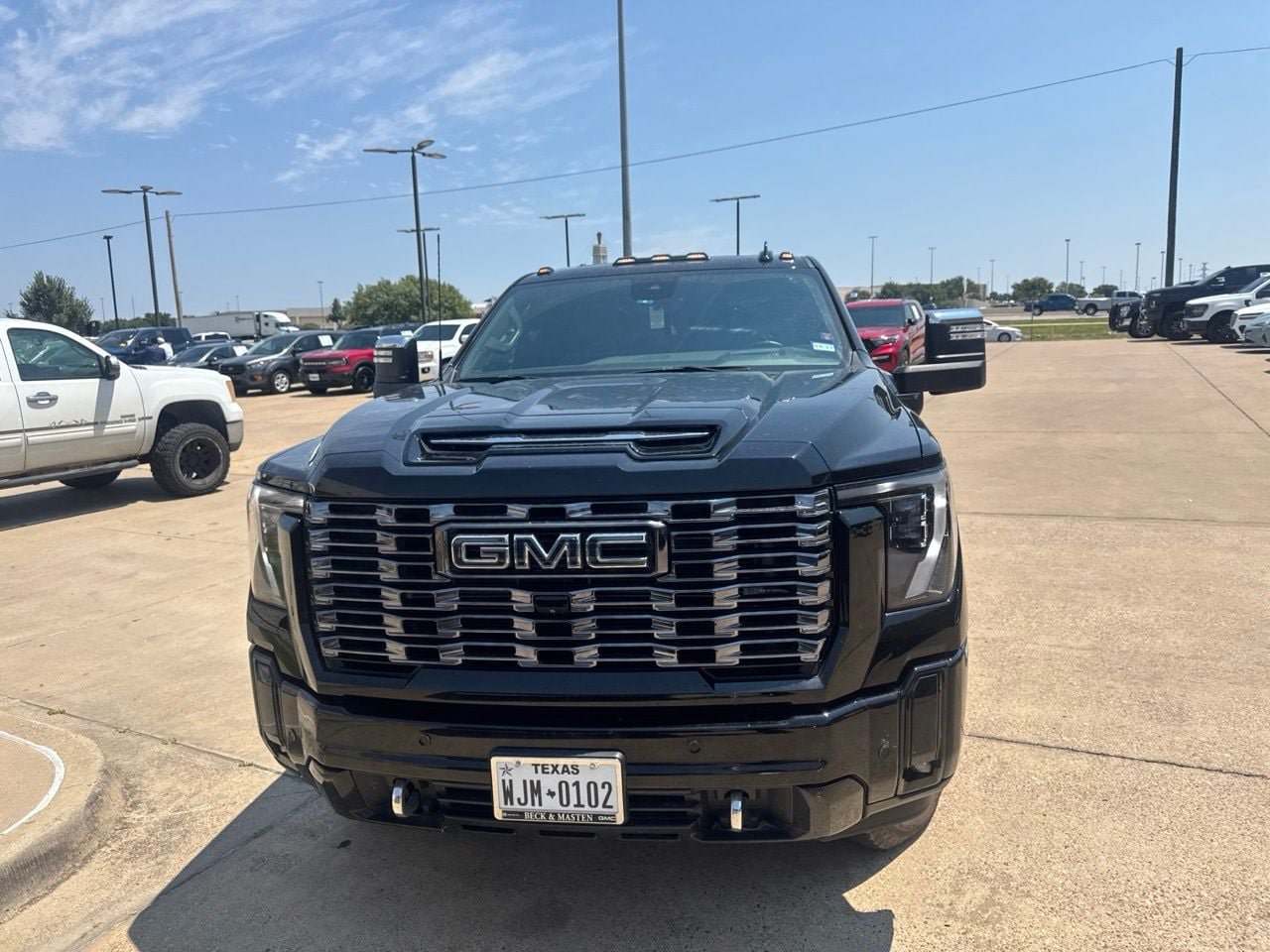 Used 2025 GMC Sierra 3500 Denali Ultimate AWD/4WD image 2