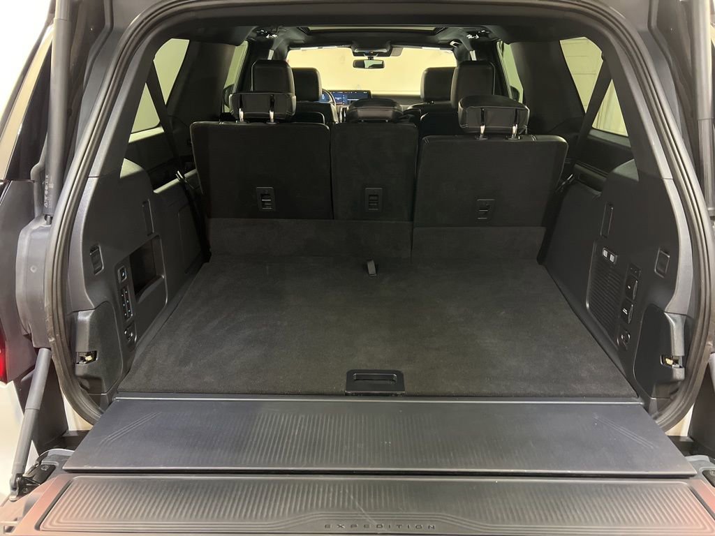 Certified 2025 Ford Expedition Max Platinum w/ Stealth Performance Package image 42