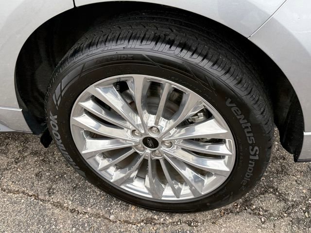 Certified 2023 Ford Edge Titanium w/ Equipment Group 301A AWD/4WD image 5