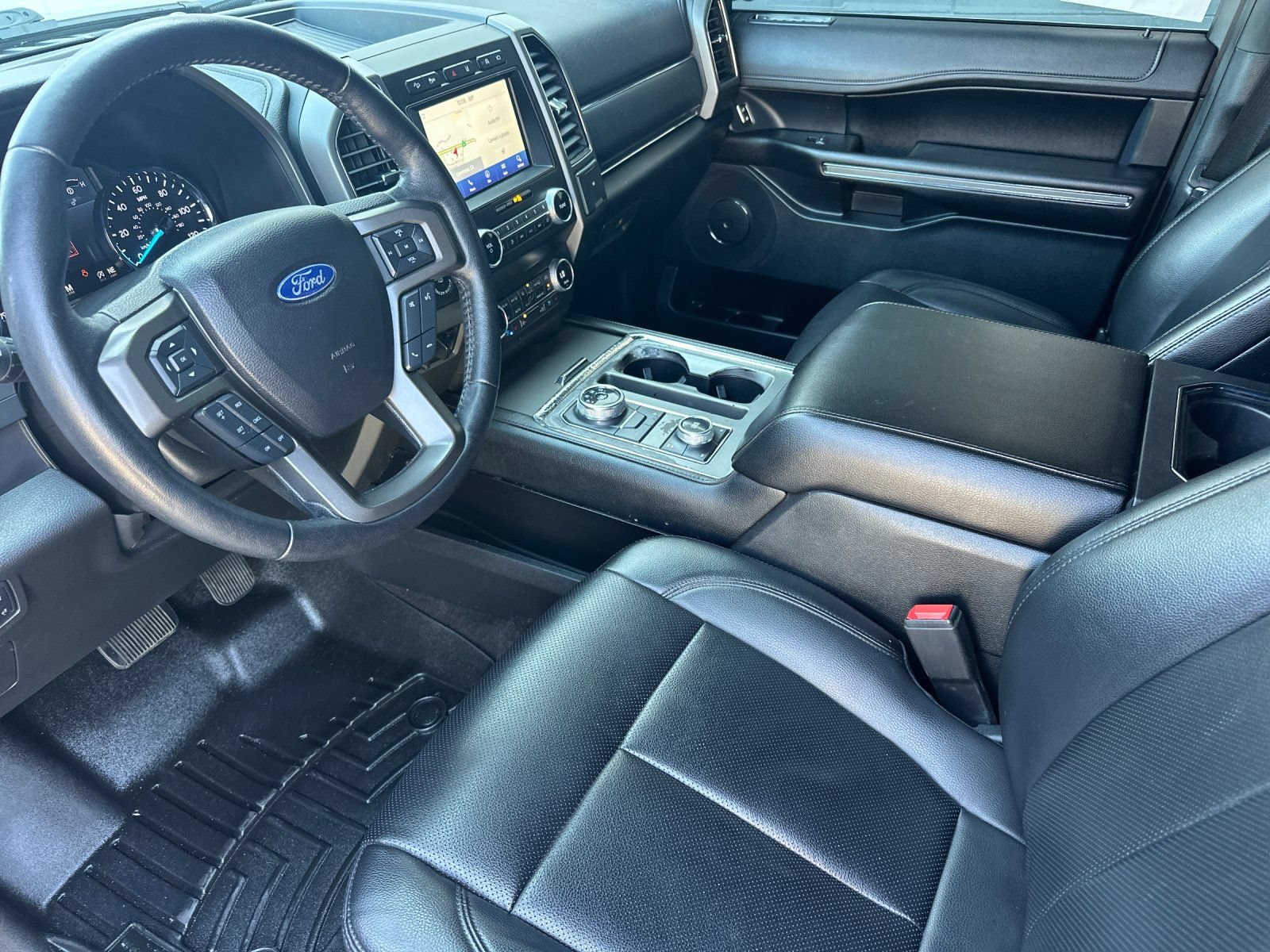 Certified 2020 Ford Expedition Max XLT w/ Equipment Group 202A AWD/4WD image 9