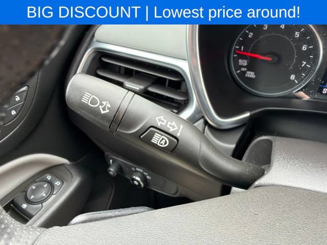 Used 2023 Chevrolet Equinox LT w/ LPO, Floor Liner Package FWD image 41
